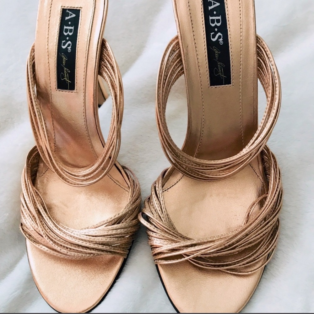 SAME PAIR LISTED as 8 fit like 7.5 - EBUC ABS strappy slip on open toe heels